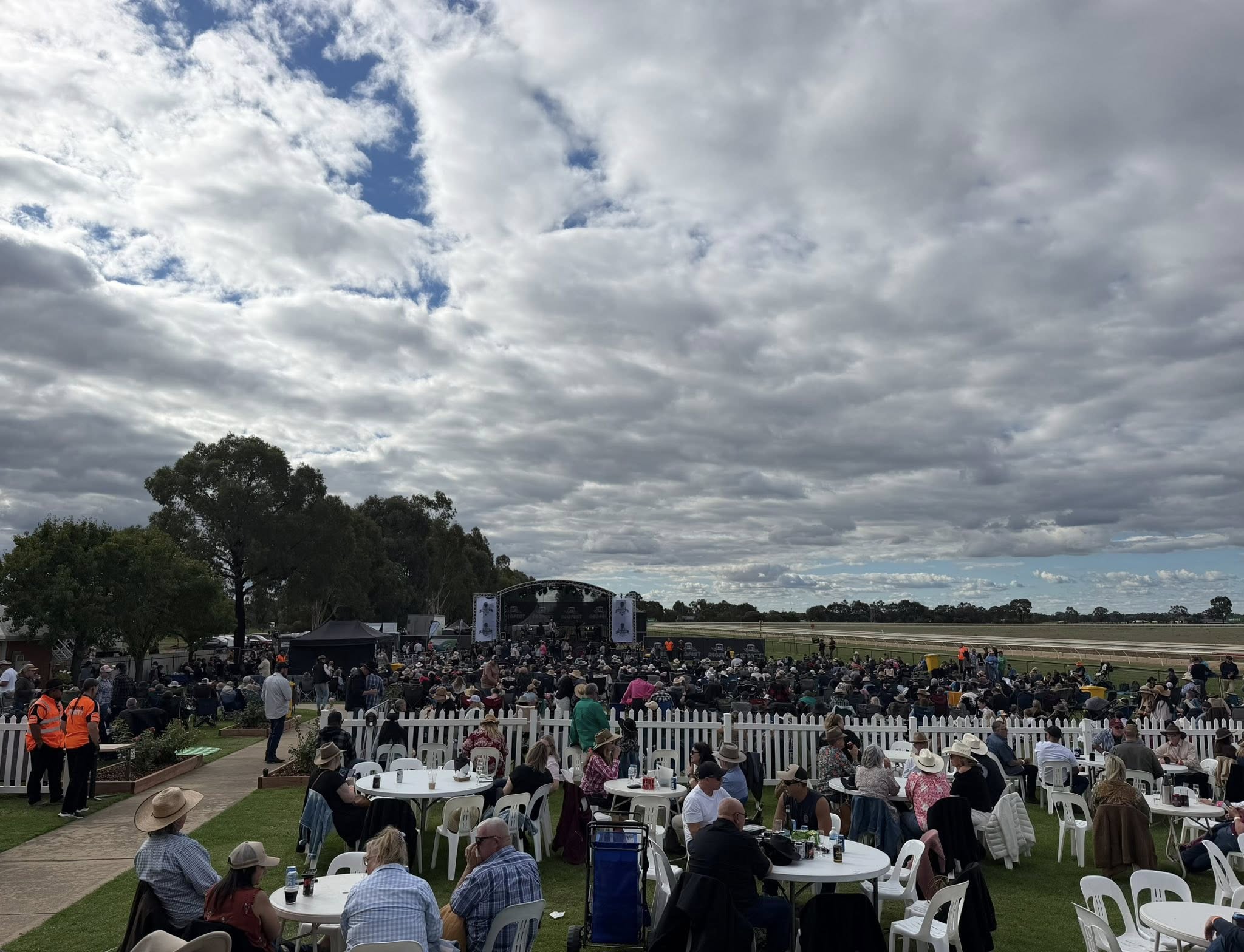 Echuca Race Track